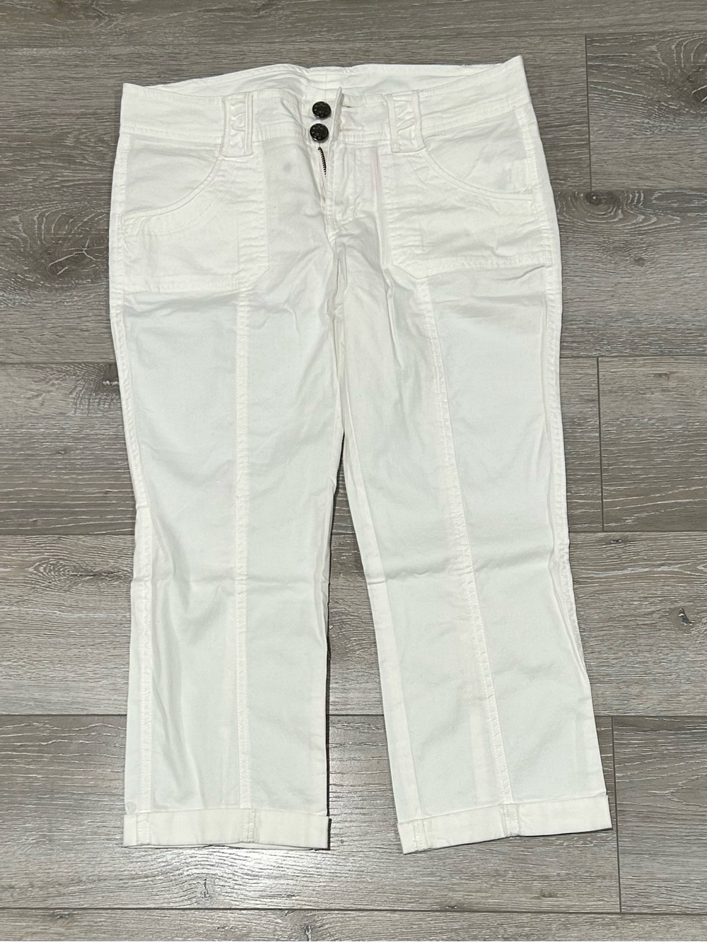 bebe White Pants with Pink Logo Tag - Picture 2 of 5